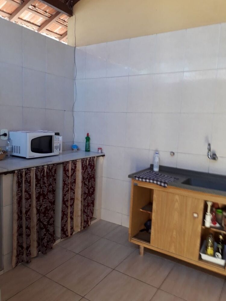 Casa à venda com 2 quartos, 60m² - Foto 3