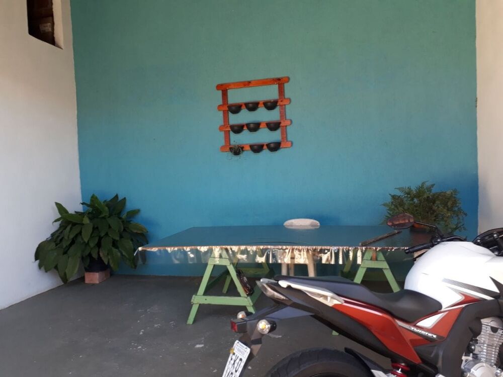 Casa à venda com 2 quartos, 60m² - Foto 2