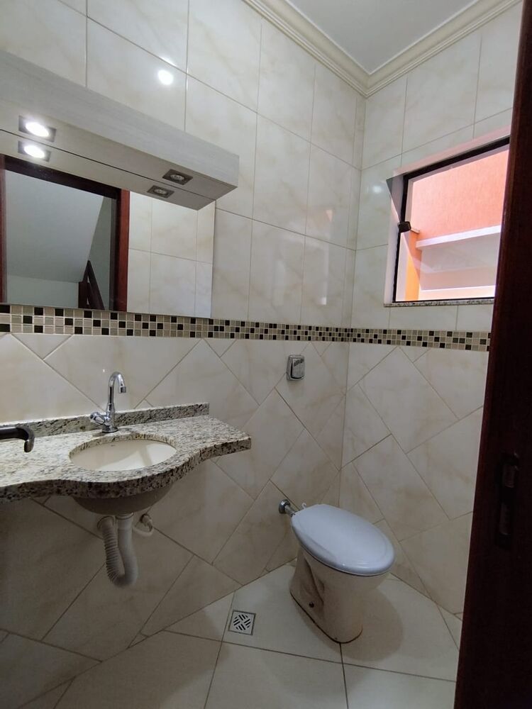 Sobrado, 3 quartos, 215 m² - Foto 3