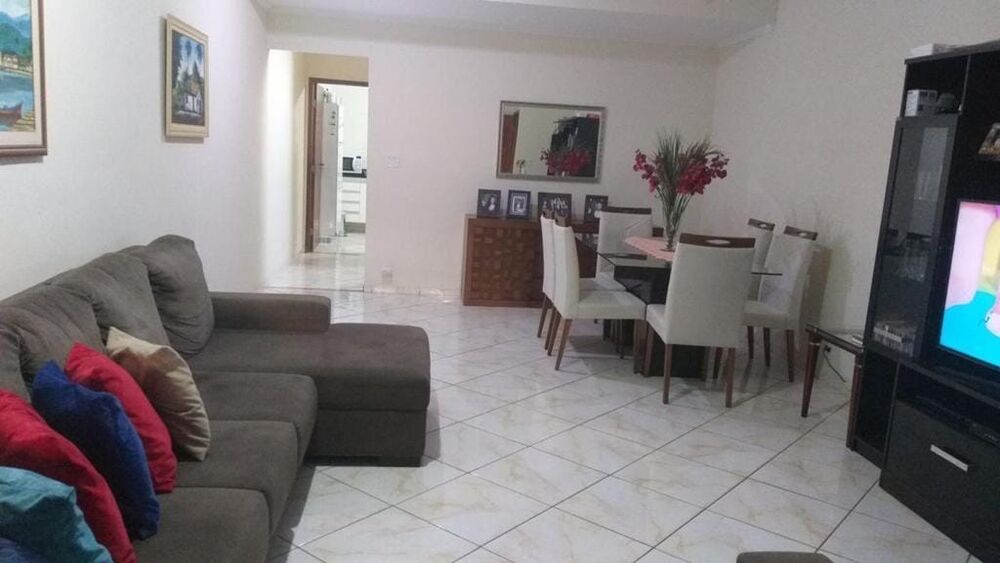 Casa, 3 quartos, 250 m² - Foto 3
