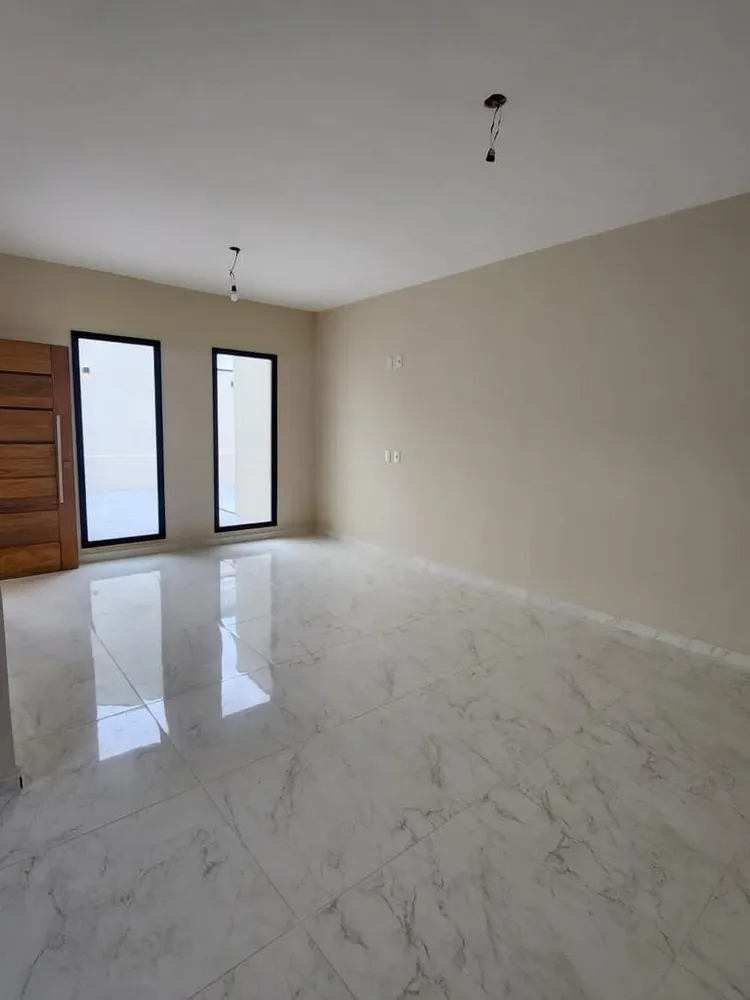 Casa, 2 quartos, 82 m² - Foto 2