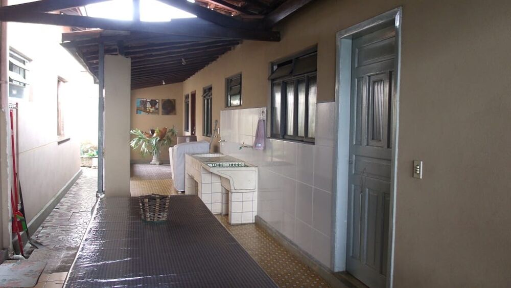 Casa, 4 quartos, 378 m² - Foto 2