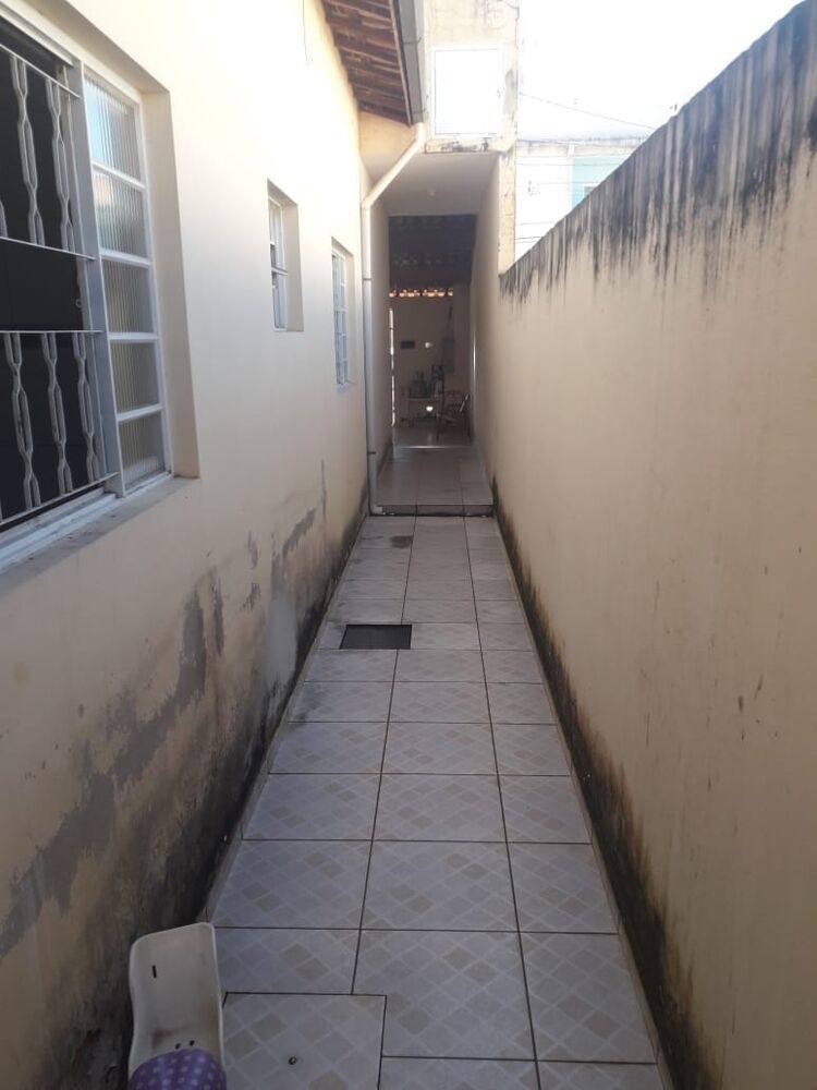 Casa à venda com 2 quartos, 80m² - Foto 8
