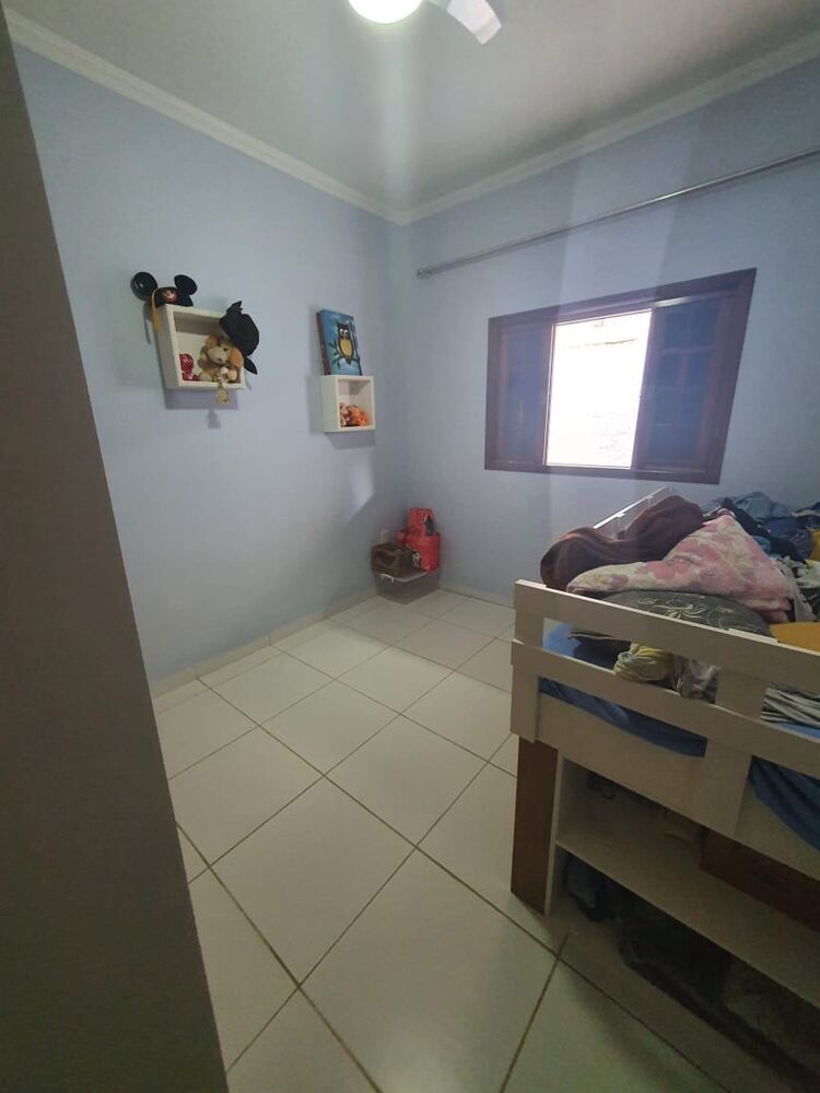 Casa à venda com 2 quartos, 82m² - Foto 1