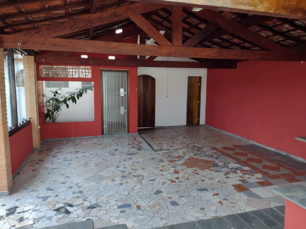 Casa, 3 quartos, 290 m² - Foto 3