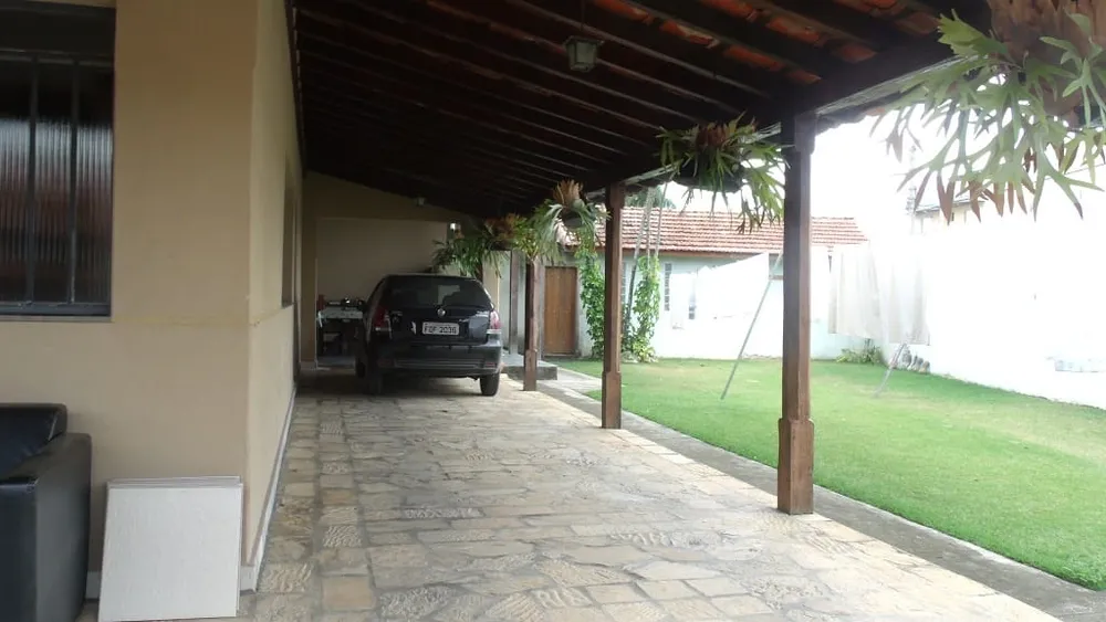 Casa, 4 quartos, 378 m² - Foto 2