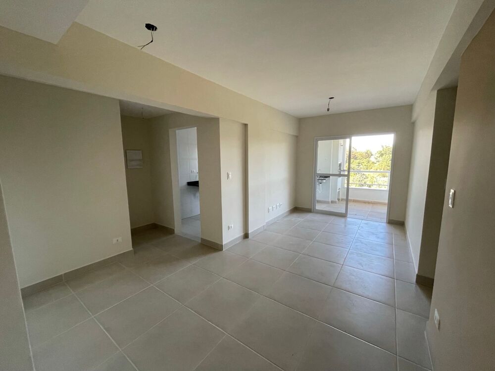 Apartamento à venda com 3 quartos, 92m² - Foto 2