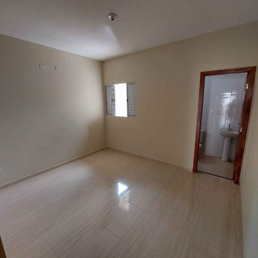 Casa à venda com 2 quartos, 68m² - Foto 9