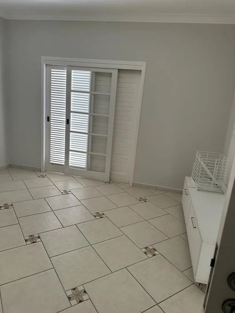 Sobrado, 4 quartos, 320 m² - Foto 2