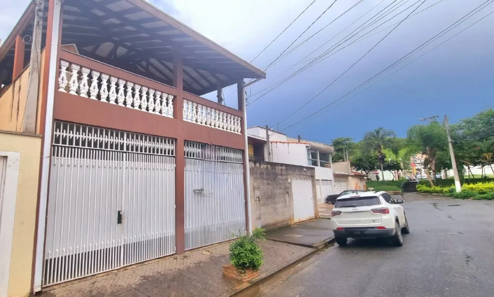 Sobrado, 3 quartos, 330 m² - Foto 2