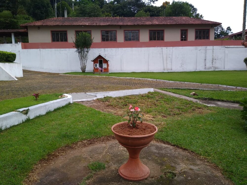 Sítio à venda com 7 quartos, 1800m² - Foto 2