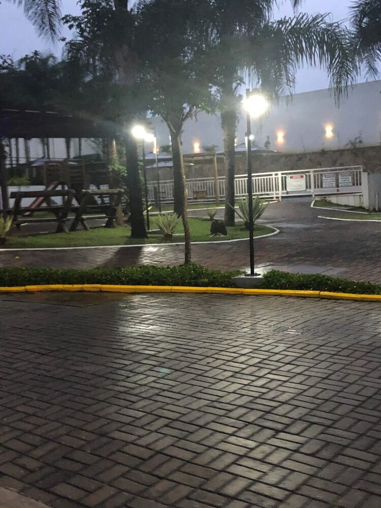 Casa de Condomínio para alugar com 3 quartos, 87m² - Foto 1