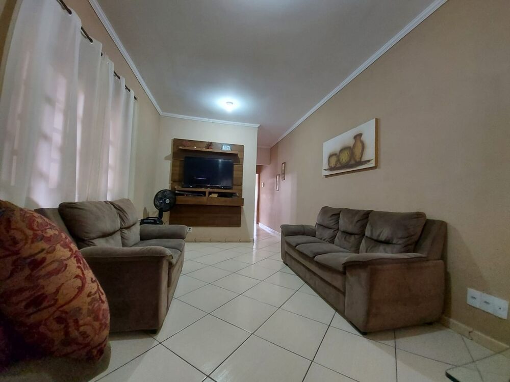 Casa à venda com 3 quartos, 200m² - Foto 3