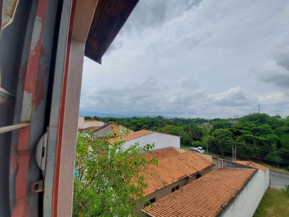 Casa à venda com 3 quartos, 200m² - Foto 4