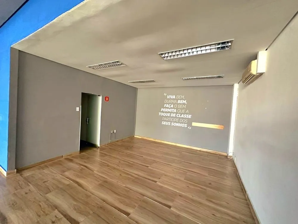 Loja-Salão, 300 m² - Foto 1