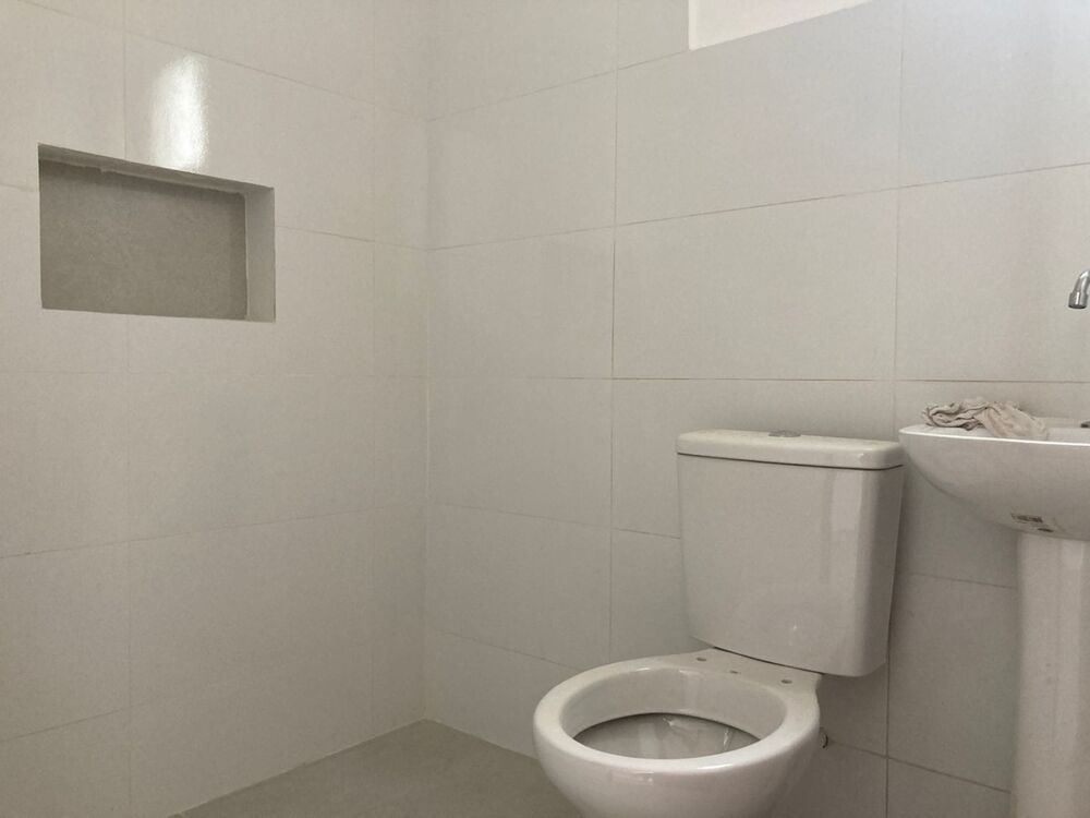 Casa à venda com 2 quartos, 61m² - Foto 6