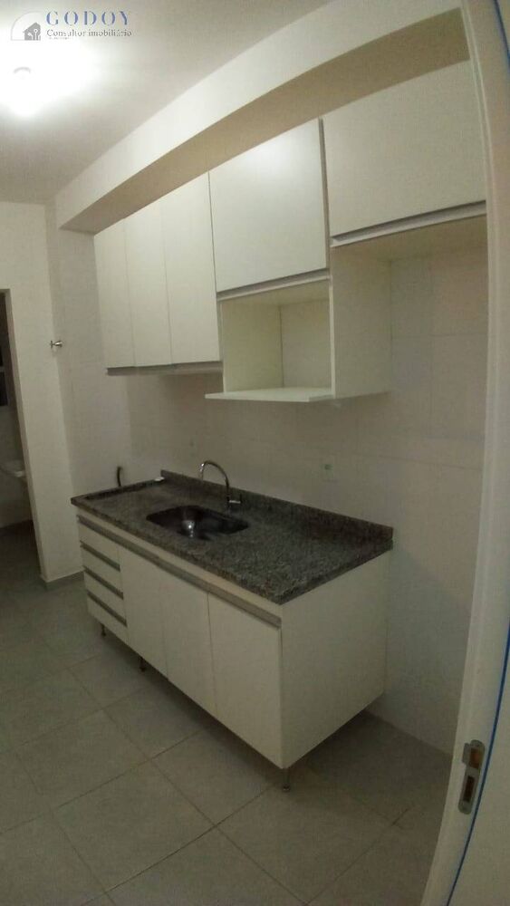 Apartamento à venda com 2 quartos, 80m² - Foto 2