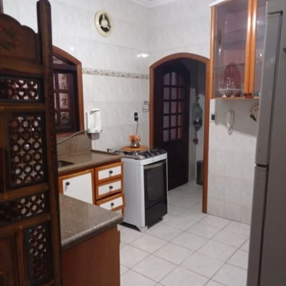 Sobrado, 4 quartos, 338 m² - Foto 2