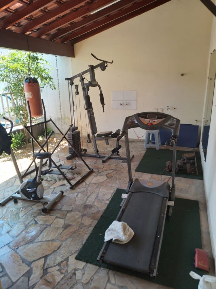 Casa, 2 quartos, 215 m² - Foto 1