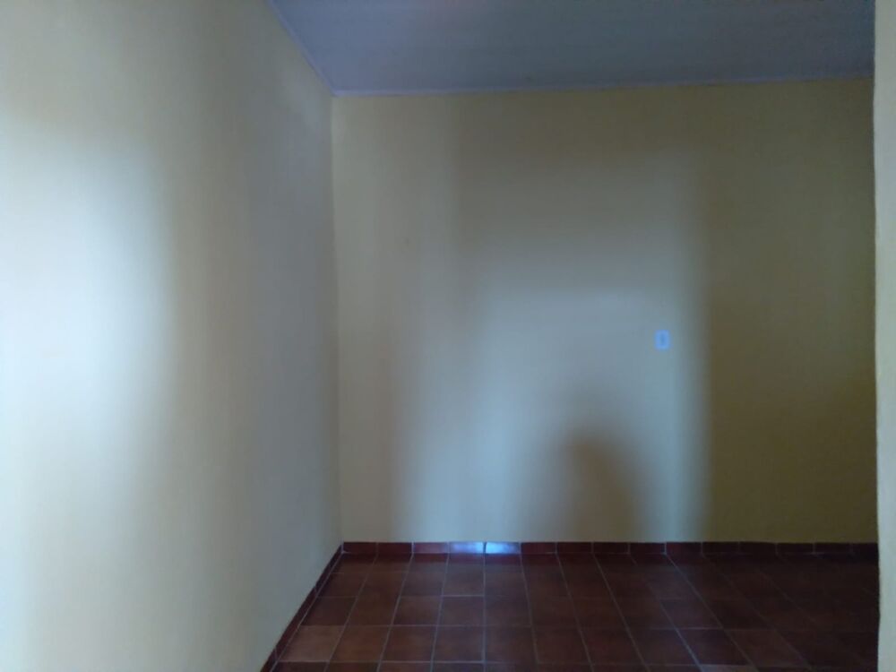 Casa para alugar com 1 quarto, 28m² - Foto 5