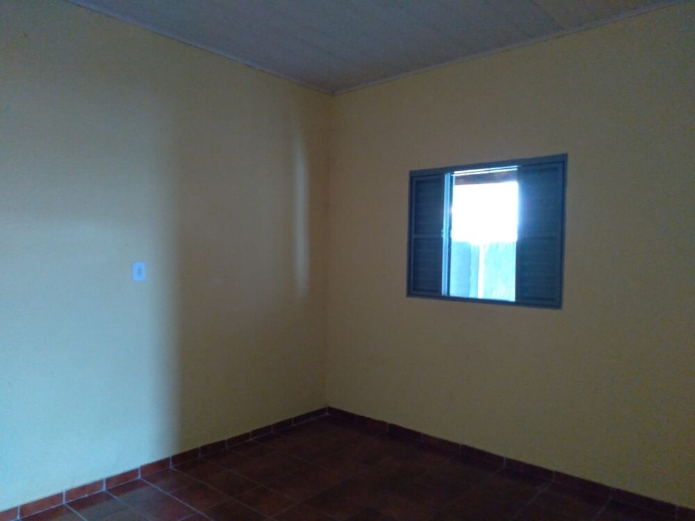 Casa para alugar com 1 quarto, 28m² - Foto 4