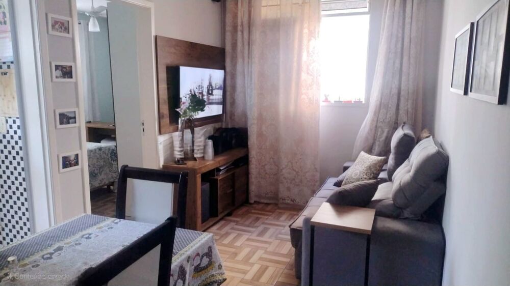 Apartamento à venda com 1 quarto, 44m² - Foto 1