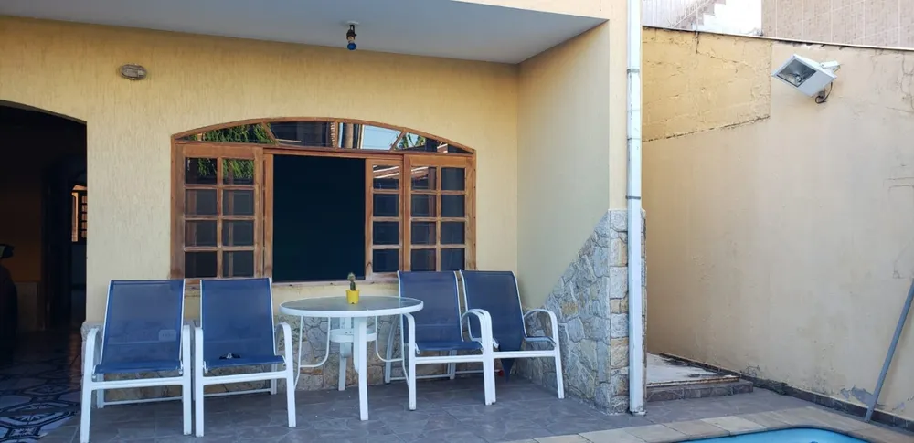 Casa, 3 quartos, 179 m² - Foto 3