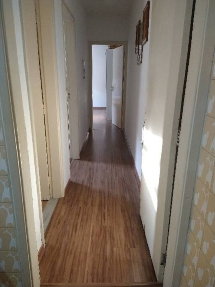 Casa à venda com 2 quartos, 64m² - Foto 2
