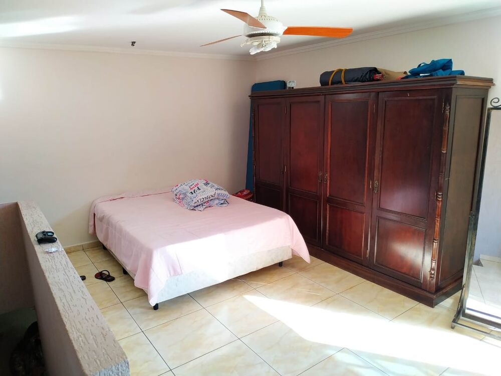 Casa, 5 quartos, 212 m² - Foto 4