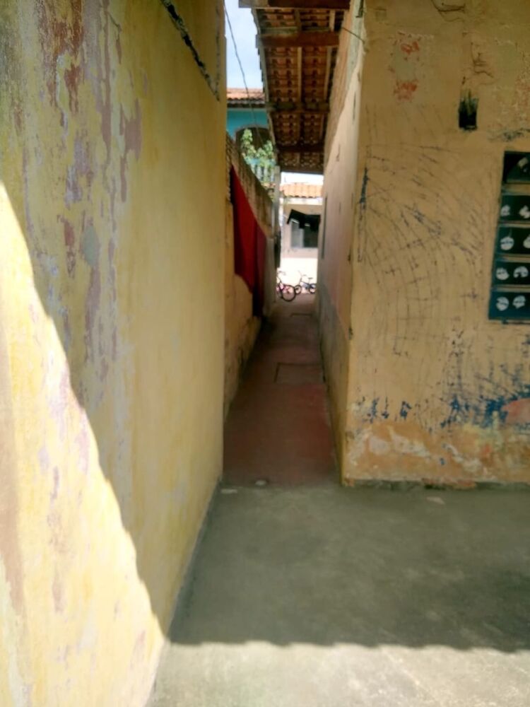 Casa à venda com 3 quartos, 100m² - Foto 4