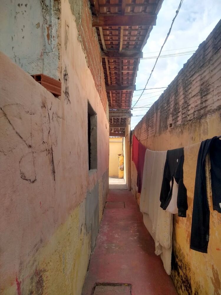Casa à venda com 3 quartos, 100m² - Foto 3