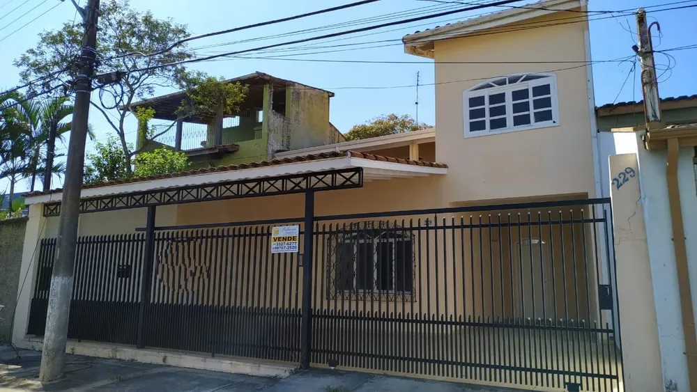 Sobrado, 4 quartos, 190 m² - Foto 1