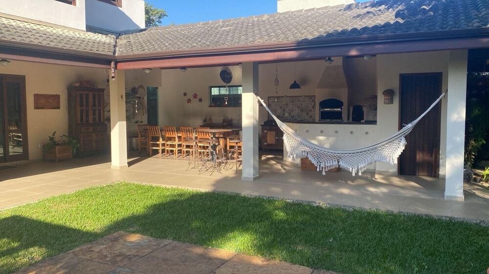 Casa à venda com 4 quartos, 380m² - Foto 6
