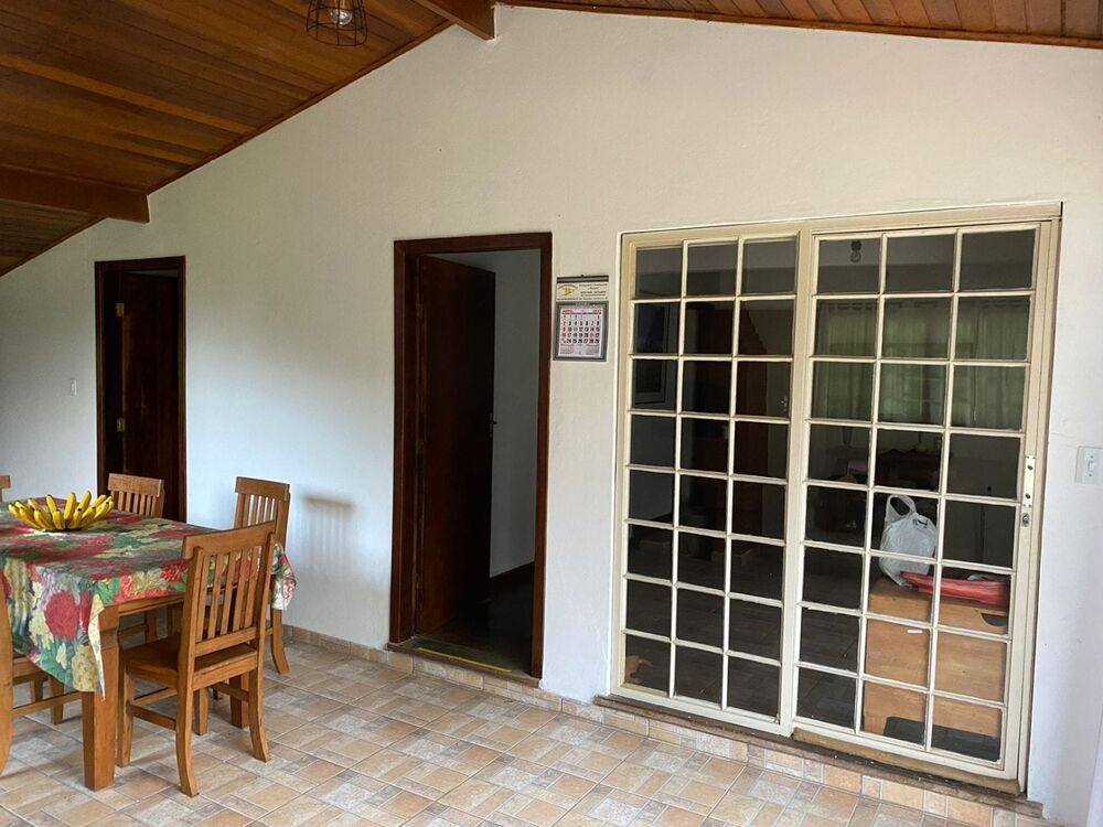 Sítio à venda com 3 quartos, 200m² - Foto 1