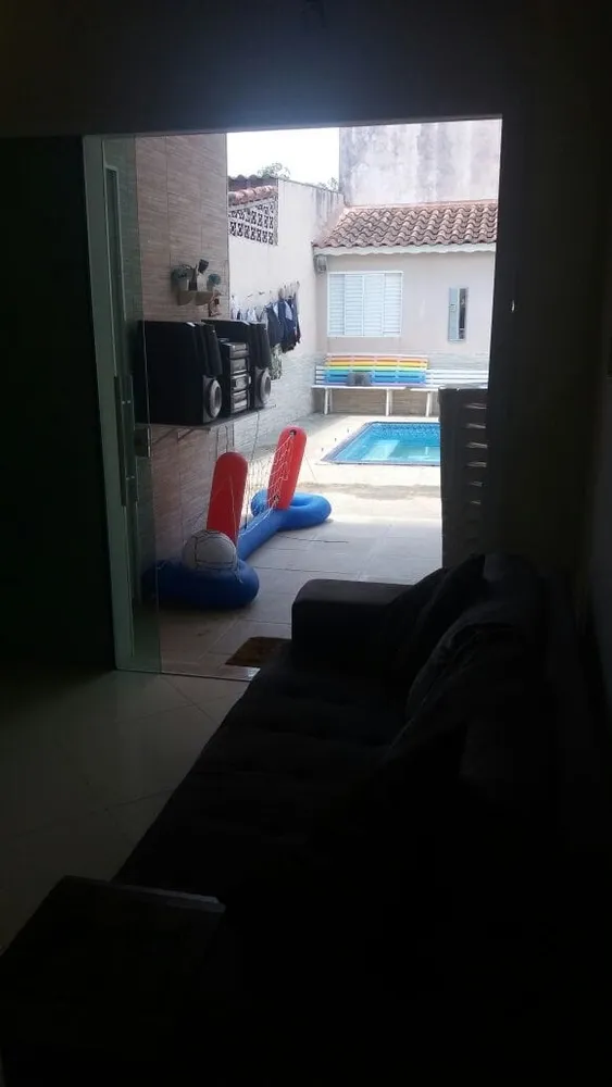 Casa, 3 quartos, 200 m² - Foto 2
