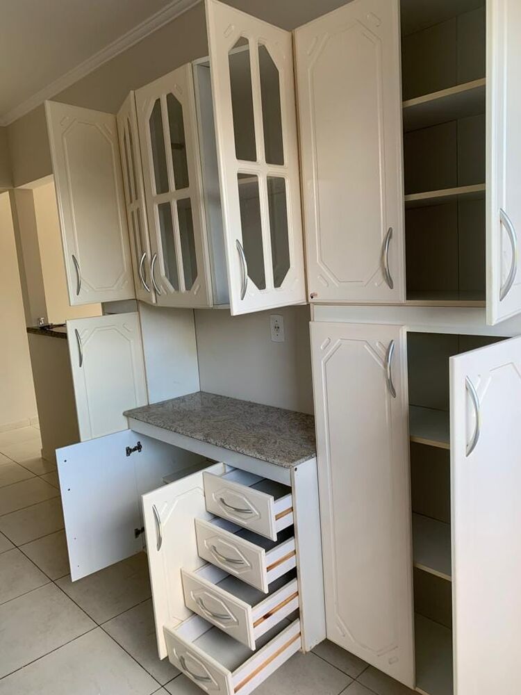 Apartamento à venda com 2 quartos, 67m² - Foto 4
