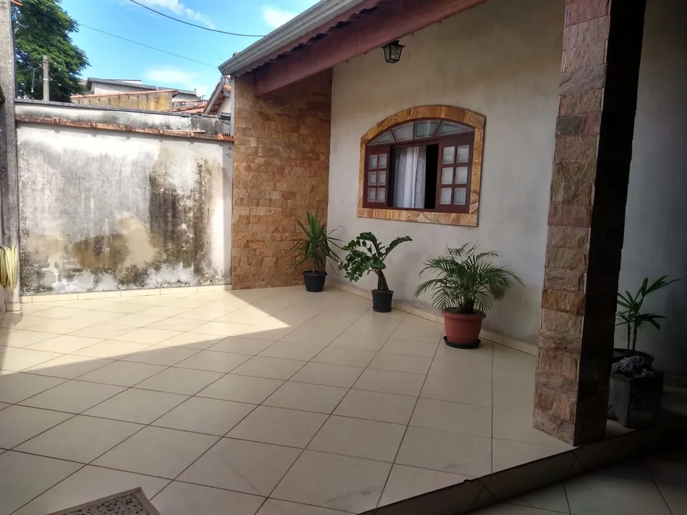 Casa, 3 quartos, 140 m² - Foto 1