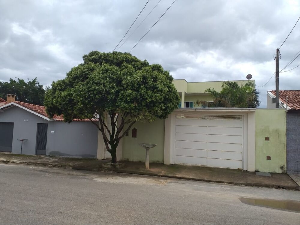 Sobrado à venda com 3 quartos, 146m² - Foto 1
