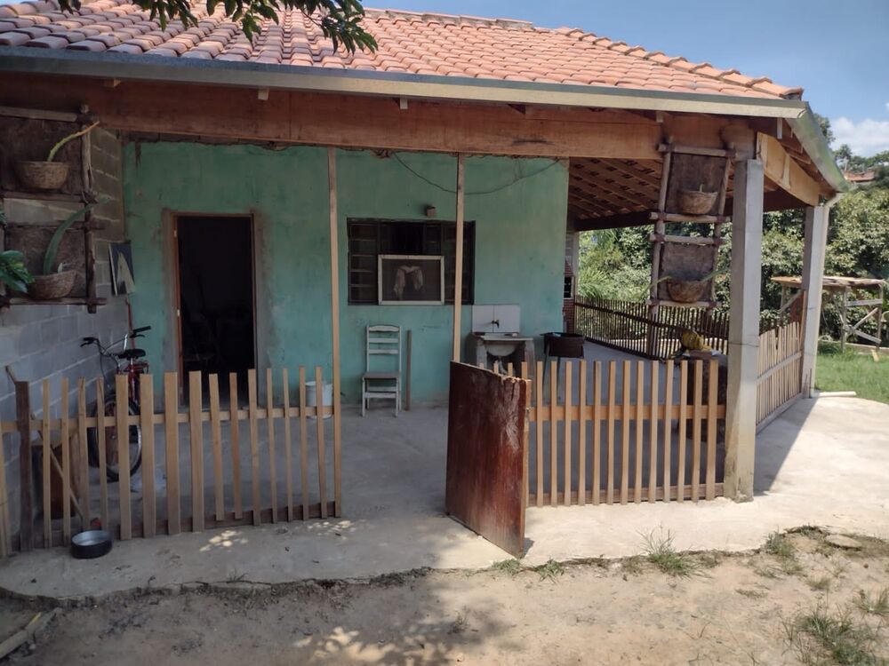 Sítio, 2 quartos, 1200 m² - Foto 1