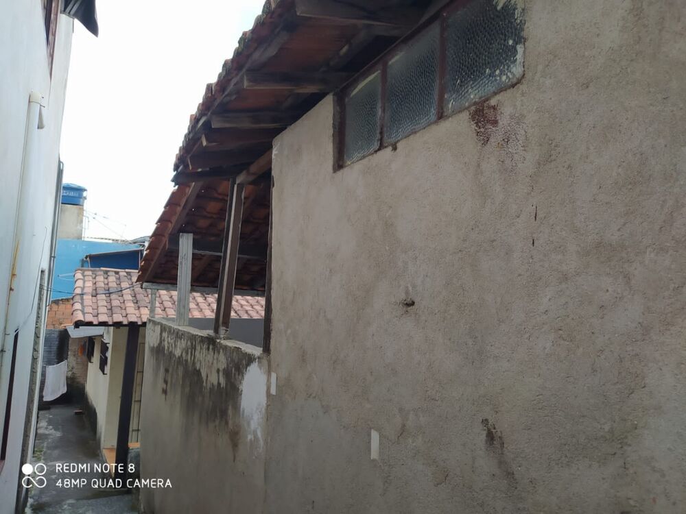 Casa à venda com 2 quartos, 500m² - Foto 4
