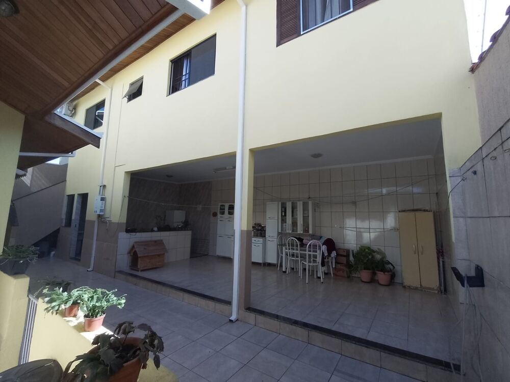 Casa à venda com 5 quartos, 269m² - Foto 11