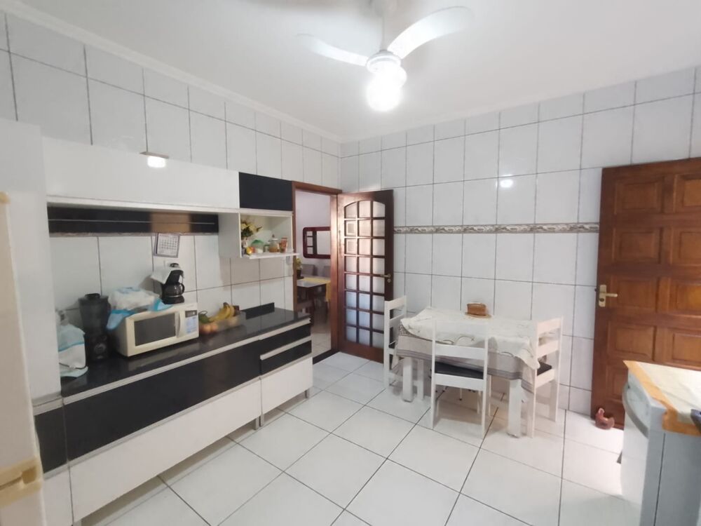 Casa à venda com 5 quartos, 269m² - Foto 5