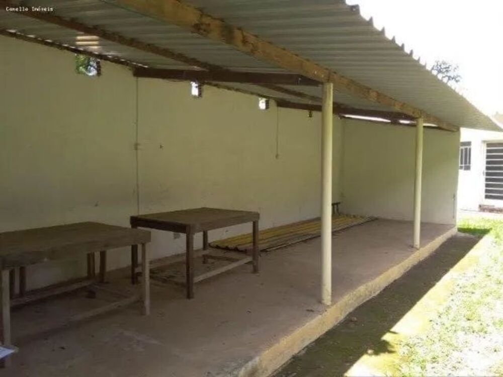 Chácara, 3 quartos, 1065 m² - Foto 2