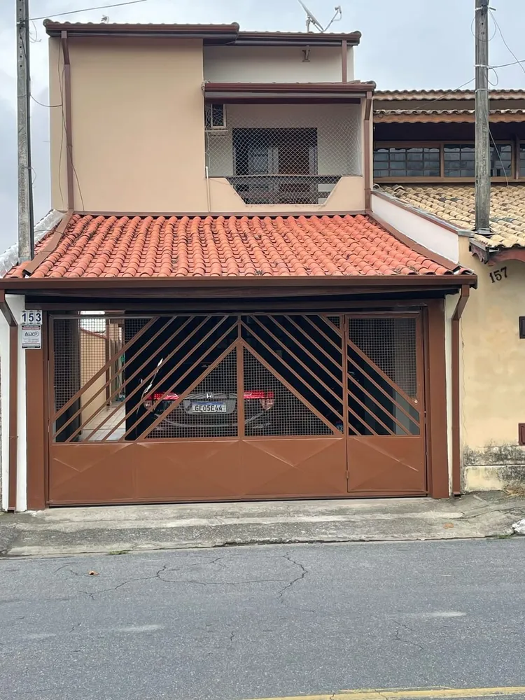 Casa, 3 quartos, 190 m² - Foto 1