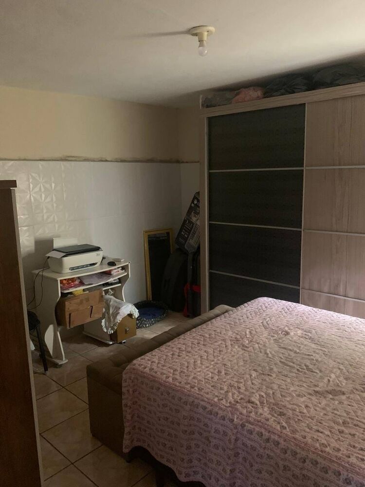 Casa à venda com 2 quartos, 102m² - Foto 1