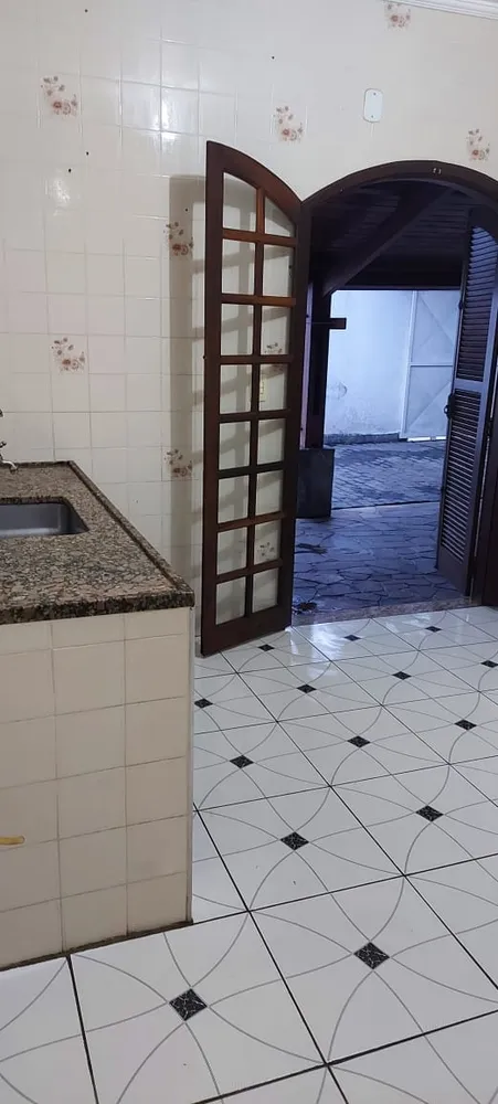 Casa, 3 quartos, 200 m² - Foto 3