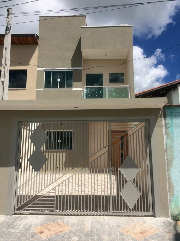 Casa à venda com 2 quartos, 112m² - Foto 1