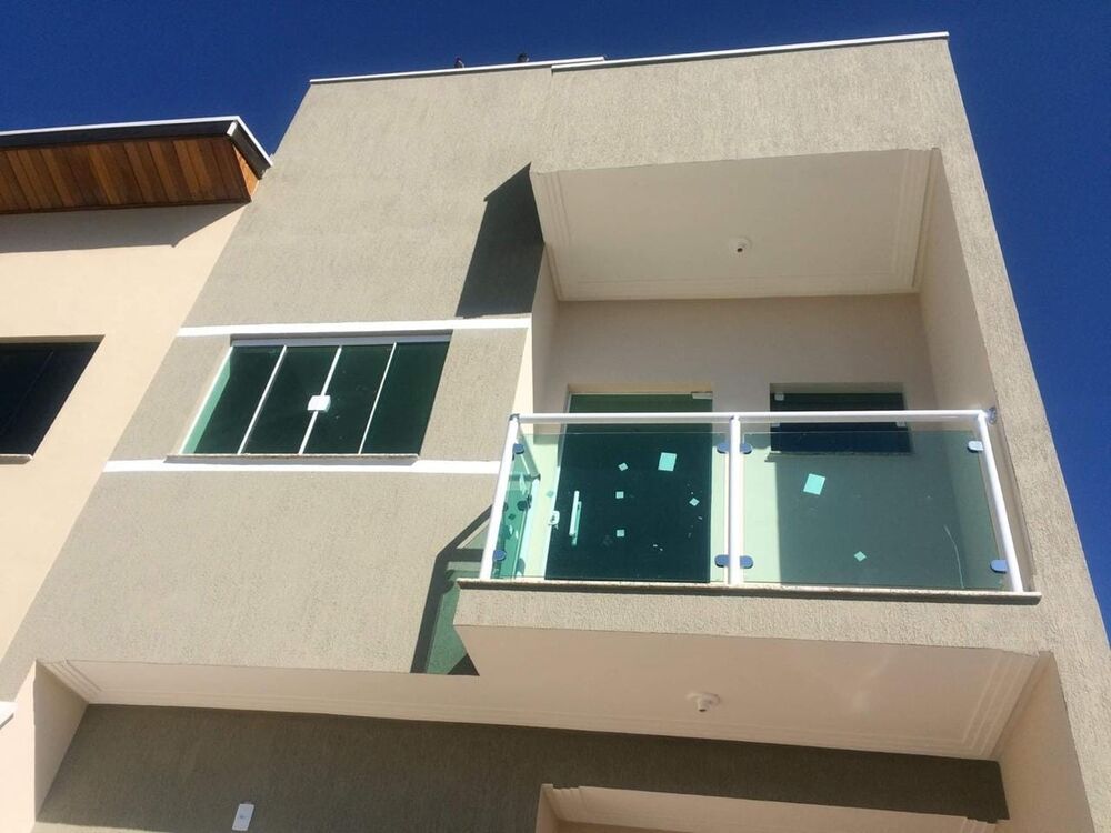 Casa à venda com 2 quartos, 112m² - Foto 2