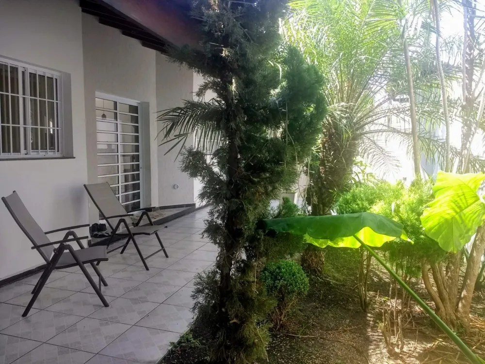 Casa, 3 quartos, 300 m² - Foto 2
