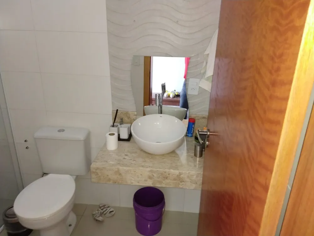 Chácara, 4 quartos, 2300 m² - Foto 1